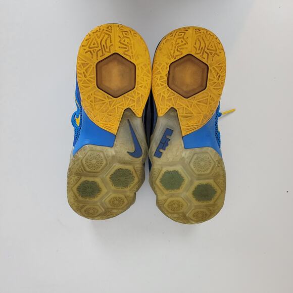 Nike Men's Lebron XII(12) Low Entourage Basketball Shoes 6.5 Blue Yellow Sneaker - Picture 8 of 10